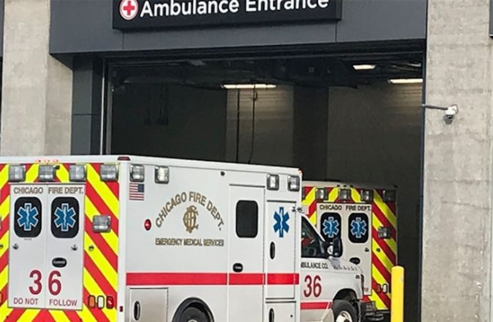 Lo dieron por muerto por un coma alcohólico, revivió en la morgue y volvió a la fiesta