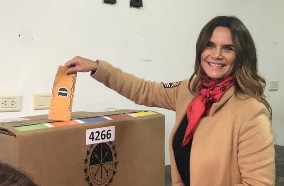 Amalia Granata votó sin sobresaltos y se reunió con familiares en Rosario