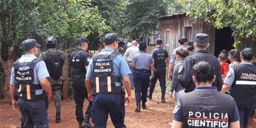 Ordenan la detención de 4 miembros de la policía por supuesto caso de gatillo fácil