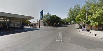 Lasherinos reclaman falta de sendas peatonales en la calle Lisandro Moyano del departamento.