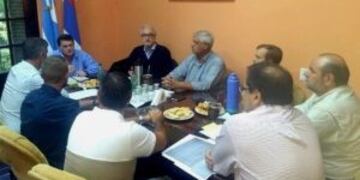Reunión con las cámaras de las industrias de la madera y forestal\u002E (MisionesOnline)