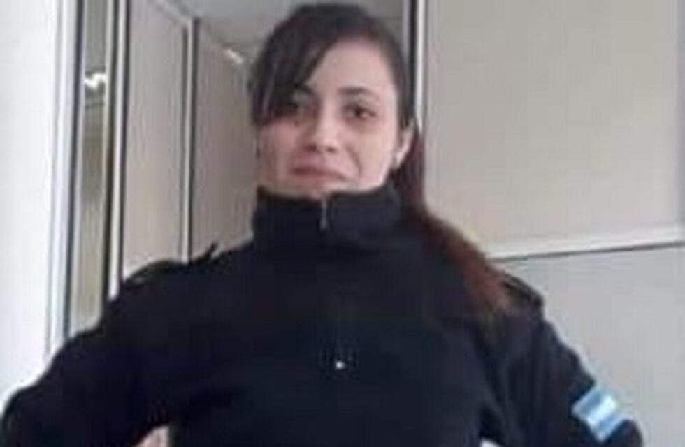 Una mujer policía salvó a un bebé recién nacido en Caleta Olivia