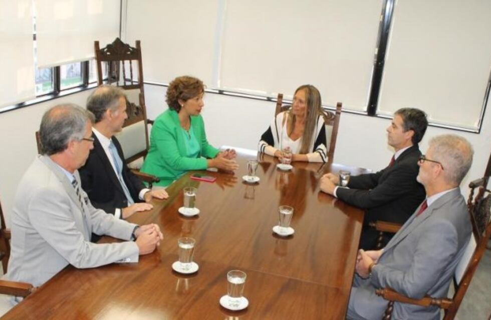 Arabela Carreras se reunió con integrantes del Superior Tribunal de Justicia