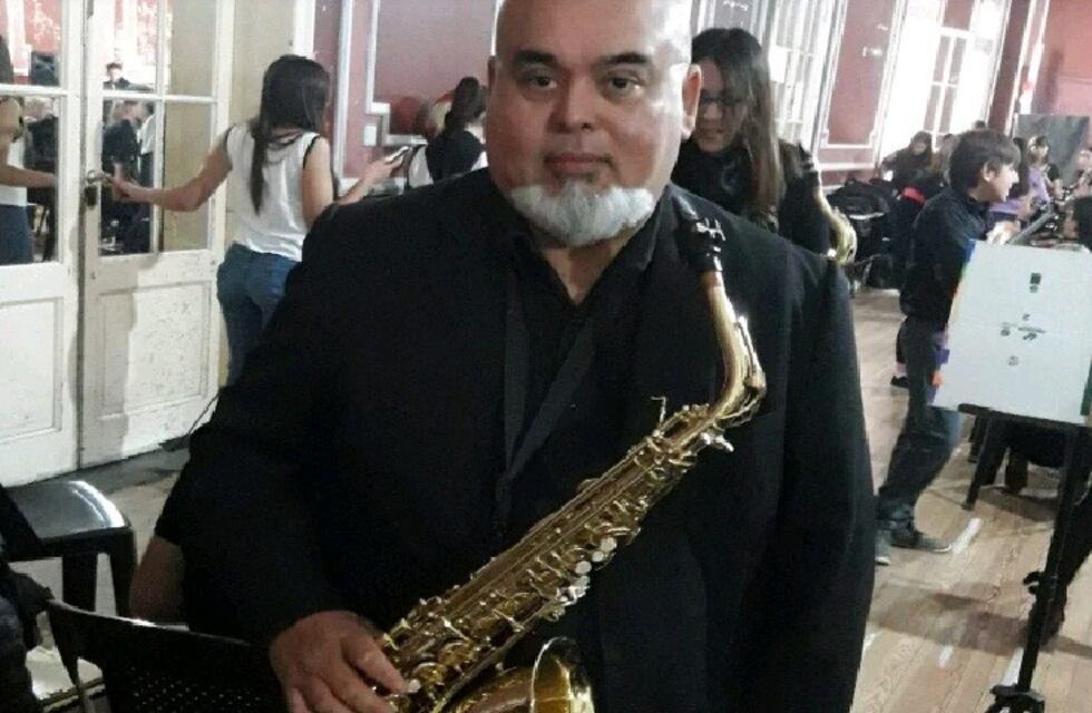 El reconocido saxofonista "Chocho" Contreras murió por coronavirus