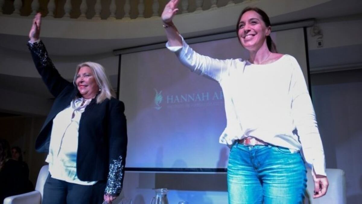 Elisa Carrió y María Eugenia Vidal compartieron una charla en el Instituto Hannah Arendt