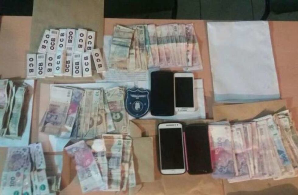 Dos empleados municipales fueron detenidos por vender droga