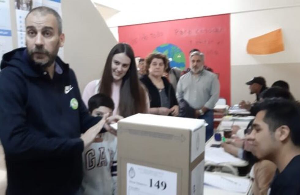 El intendente Facundo Prades votó y expresó: Estoy muy contento y muy tranquilo