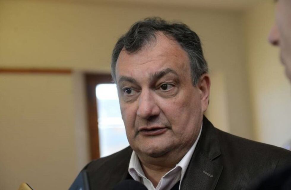 La causa por aportes "truchos" que involucra a Gennuso se postergó para el 2020