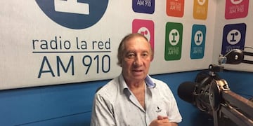 Carlos Bilardo, enfurecido en pleno programa de radio\u002E