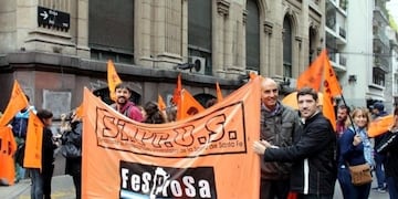 Siprus organiza un circo en protesta por mejoras salariales (Siprus)
