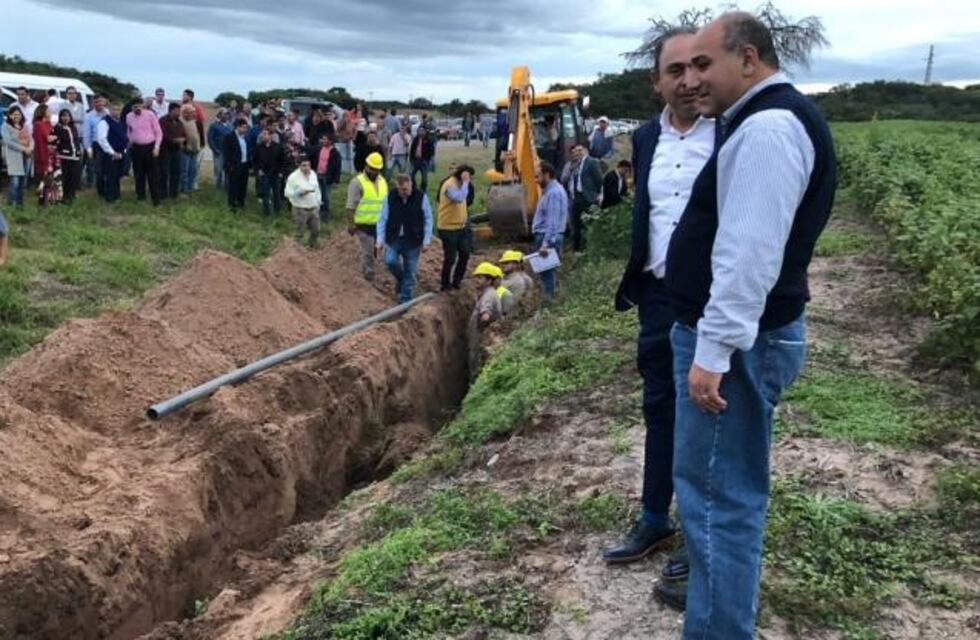 Se realizan obras hídricas en Chilcas, Burruyacú