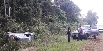 En el auto viajaban un hombre de 64 años y su hijo, quien resultó ileso\u002E
