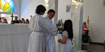 La catequesis prepara a los niños para recibir la Primera Comunión. Foto: Gentileza.