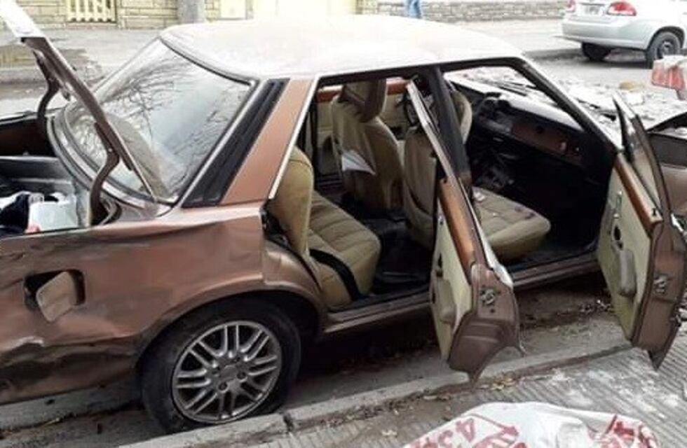 Se fugaron y chocaron contra un contenedor