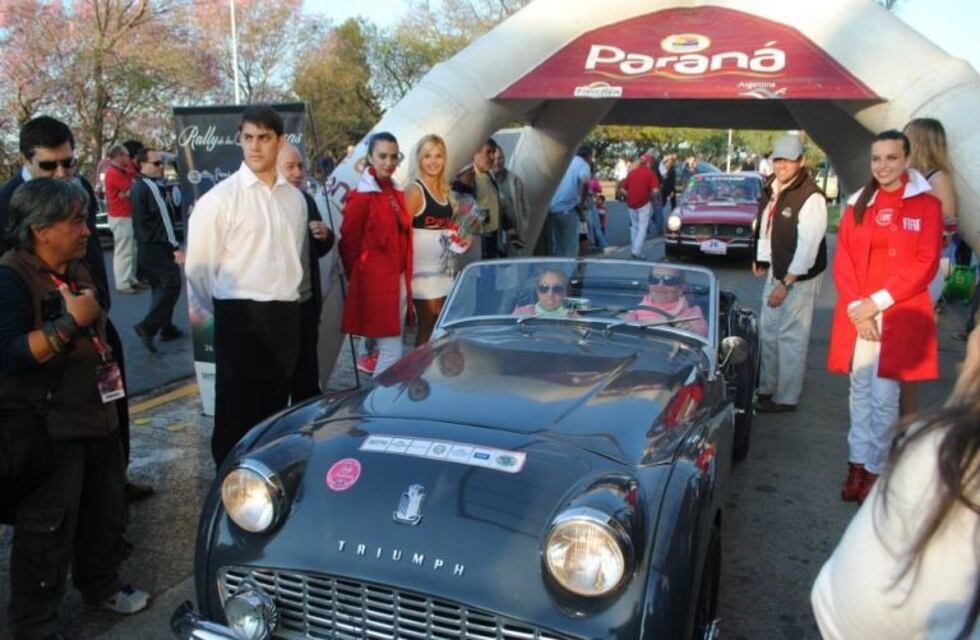 Presentaron en Paraná la Décima Edición del "Rally de las Princesas"