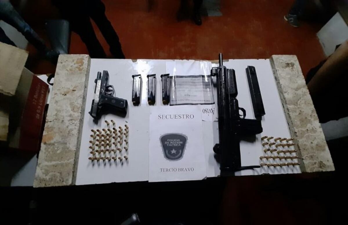 Debía estar con prisión domiciliaria: lo encontraron asaltando con una ametralladora (@JoseljuarezJOSE)