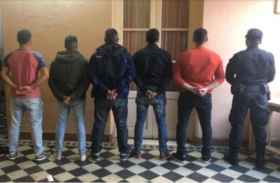 San Miguel del Monte: se negaron a declarar siete de los ocho policías detenidos