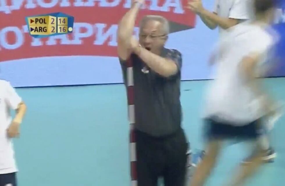 El alocado festejo de Julio Velasco a puro gesto e insulto