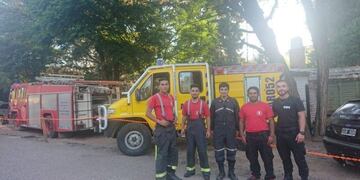 Los bomberos que rescataron a la turista en El Salto de la Moneda\u002E