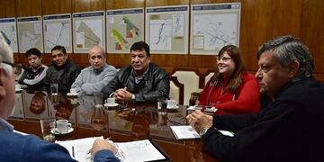 Reunión entre el SMATA y el gobernador del Chaco por el problema impositivo ante la caída de las ventas\u002E
