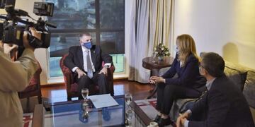 Legislatura: Osvaldo Jaldo recibió a Silvia Elías de Pérez y José María Canelada\u002E (Legislatura de Tucumán)