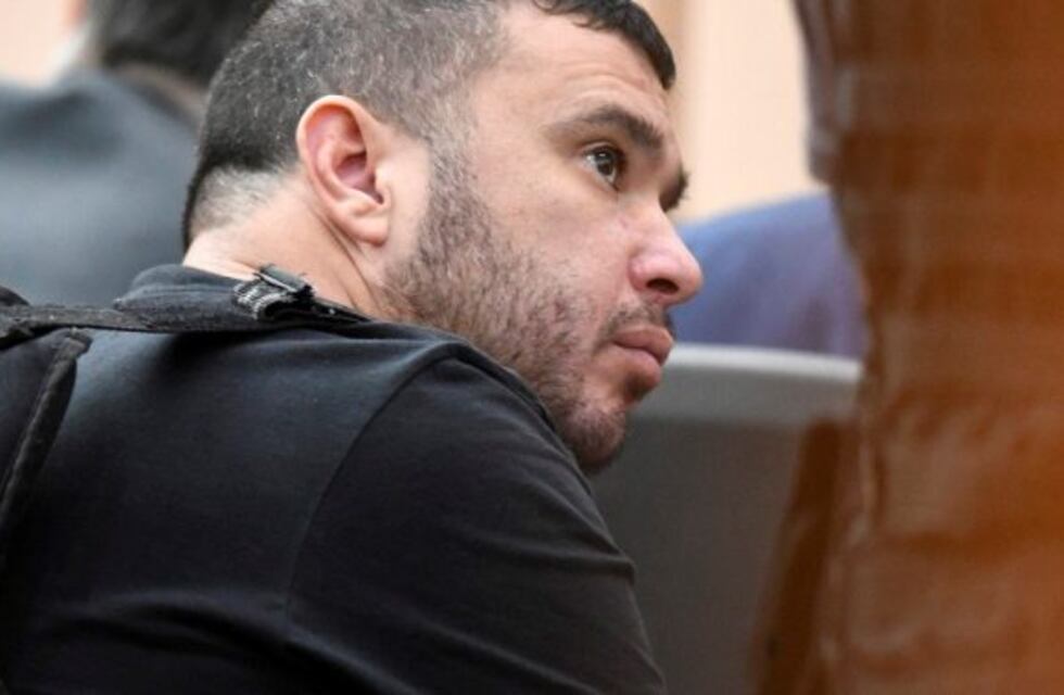 Pidió el pase a retiro un comisario mencionado en la causa de Esteban Alvarado