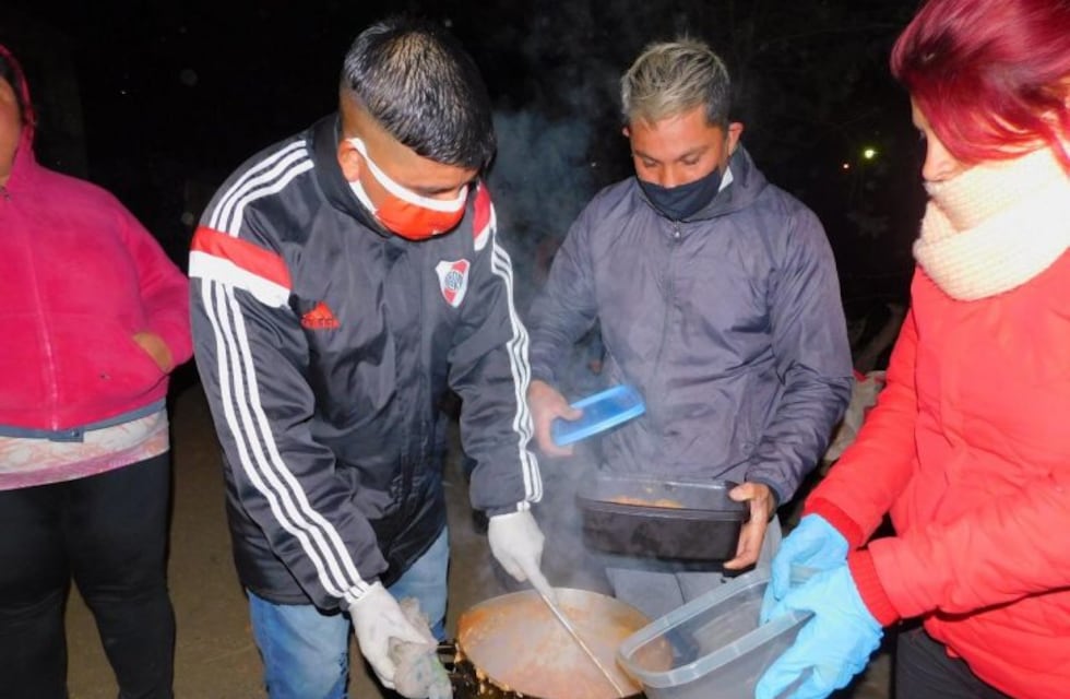 Más de 4800 viandas fueron entregadas en julio por una comprometida organización carlospacense