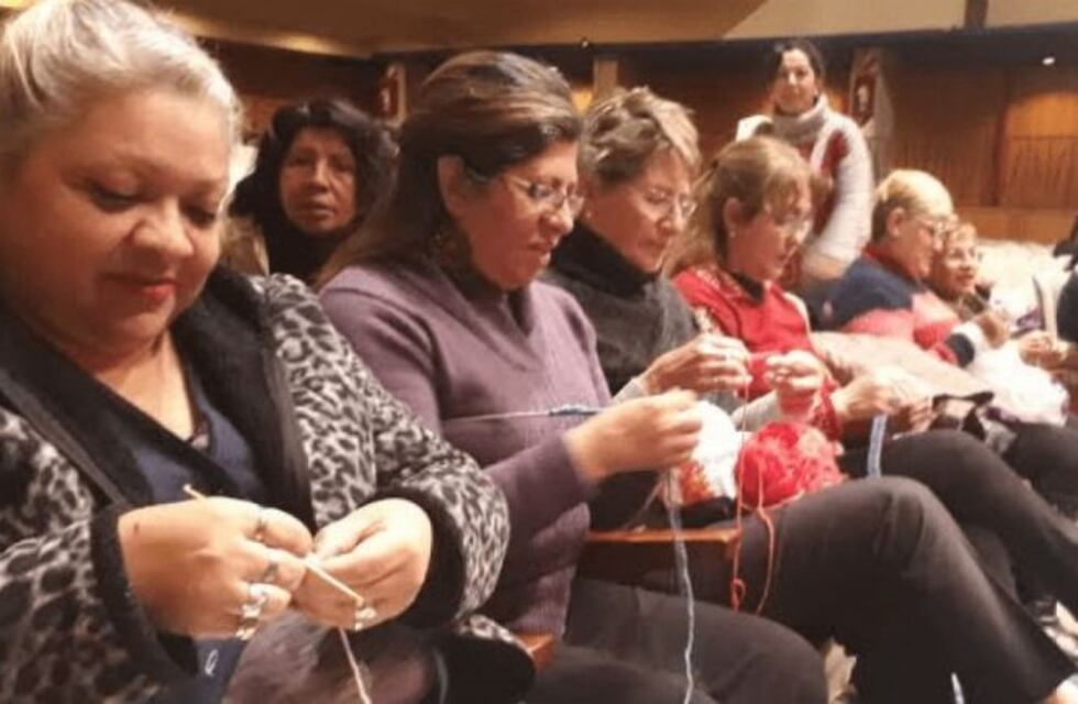 Nueva edición de la campaña solidaria "Tejamos una esperanza"