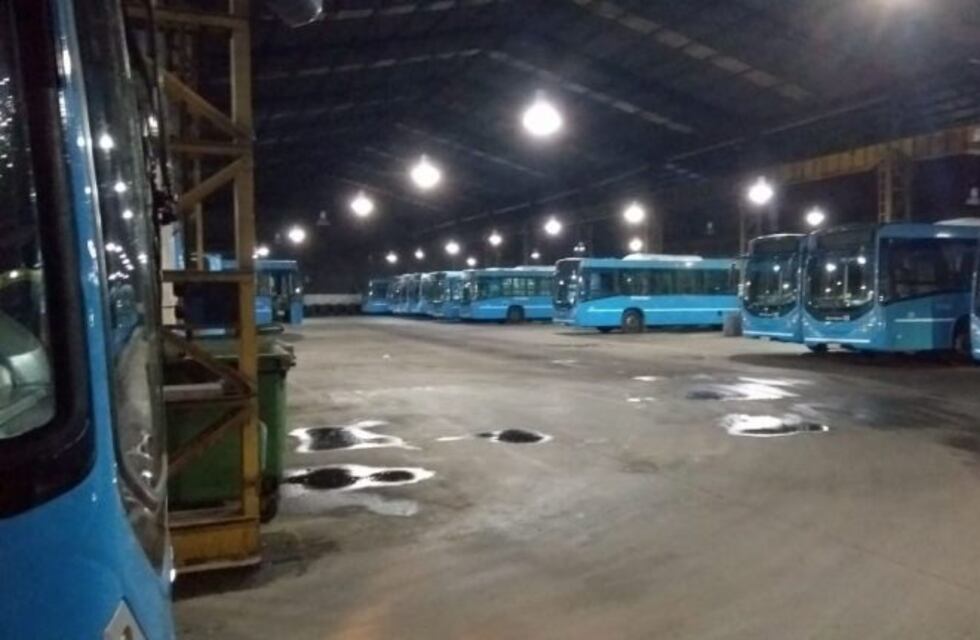 La UTA anunció que este martes sigue el paro de colectivos en Rosario
