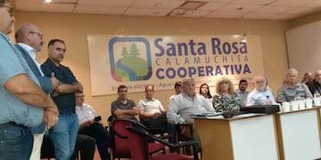 Mediante Asamblea Constitutiva quedó conformada esta unión de cooperativas con el objetivo de un trabajo en común que pretende mejorar los servicios\u002E