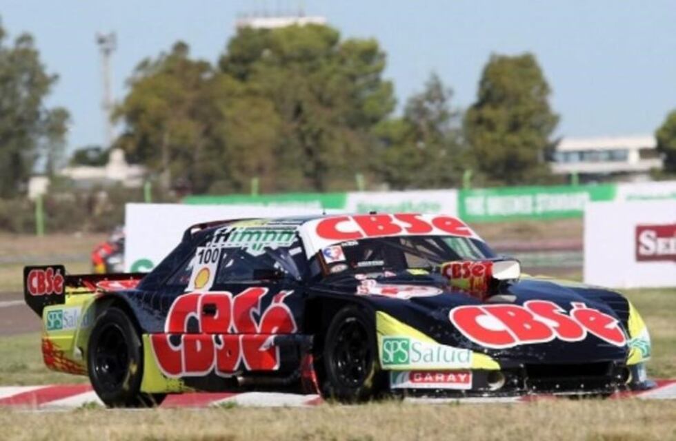 Carlos Okulovich larga con su Torino en la 6ª posición del TC en Viedma