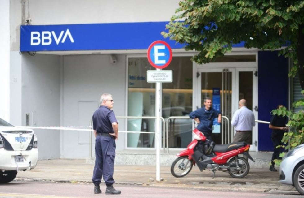 Golpe comando a una sucursal del Banco Francés