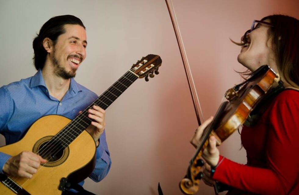 Mongelli - Cosacov le ponen música al viernes de La Chacarita