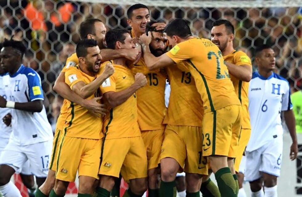 Australia clasificó al Mundial tras vencer 3-1 a Honduras