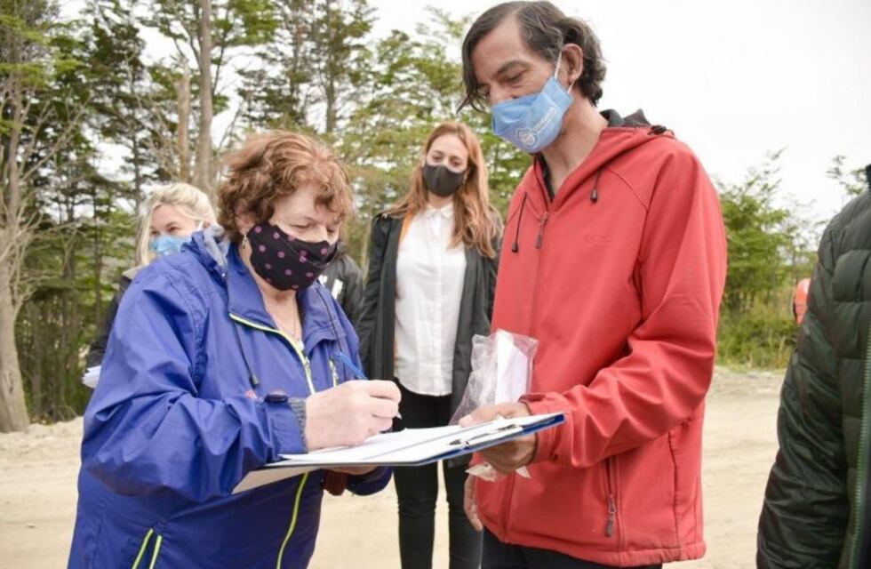 El sueño de la casa propia: doce familias recibieron su terreno en la urbanización San Martín