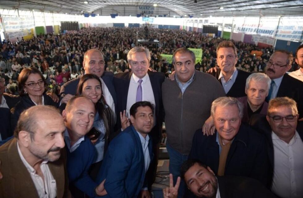 Juan Manzur: "El peronismo se ha hecho cargo de las tragedias que nos dejan gobiernos del ajuste y del endeudamiento"