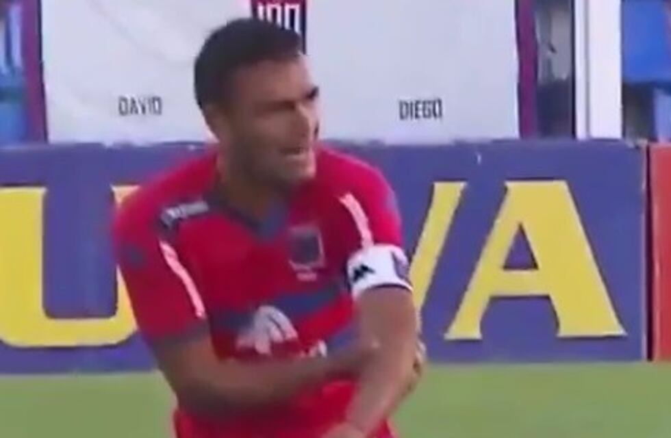 Escalofriante lesión de Blengio en el partido entre Tigre y Gimnasia