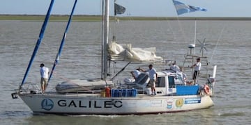 El Galileo dejó las aguas bahienses y se dirige al Fin del Mundo