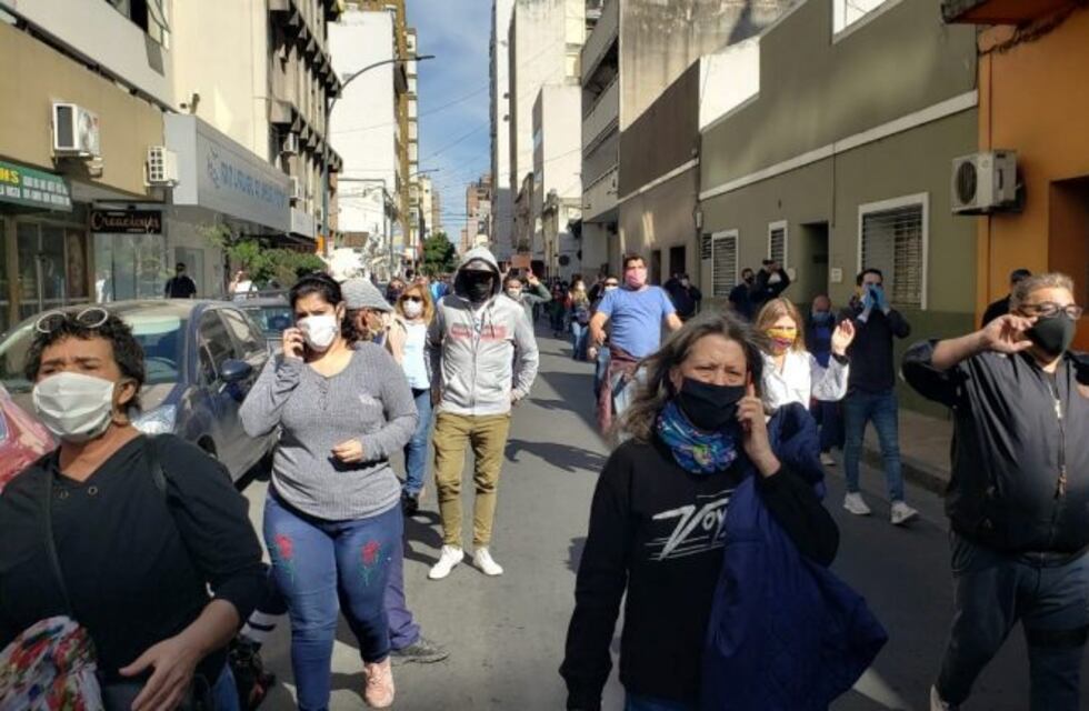 Córdoba en crisis: Sueom pide reunión urgente con el intendente Martín Llaryora