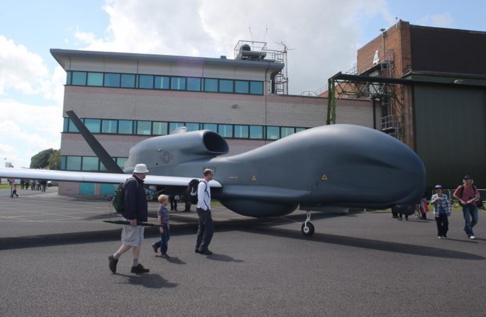 Irán derribó un dron espía de Estados Unidos y profundiza la tensión entre ambos países