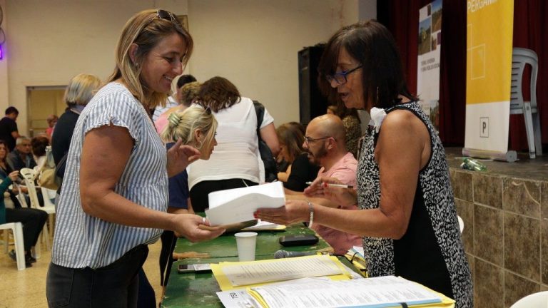 Pergaminenses regularizaron su vivienda propia