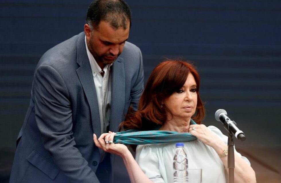 Cristina acelera la agenda electoral mientras recibe fallos adversos
