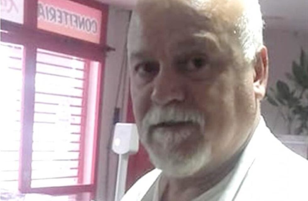 Un panadero le regala facturas a los estudiantes que se sacan 10