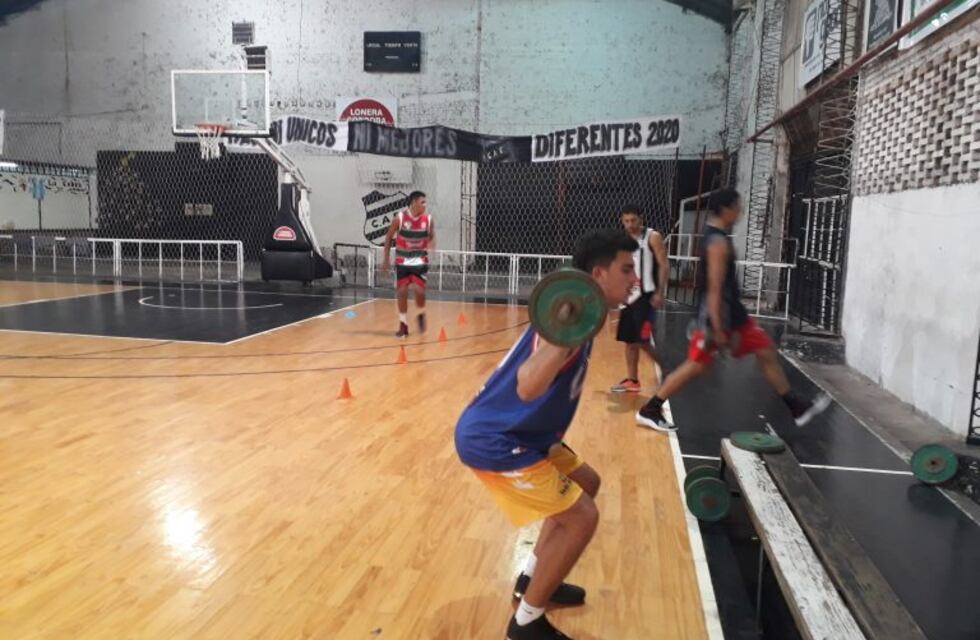 Estudiantes ya piensa en el Torneo Federal de Básquet