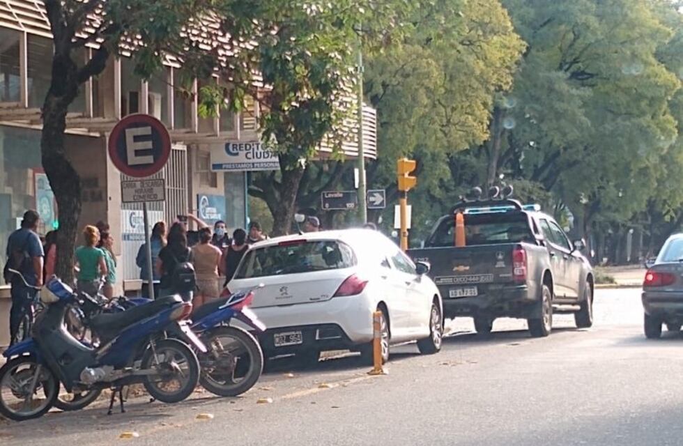 Allanaron a una financiera