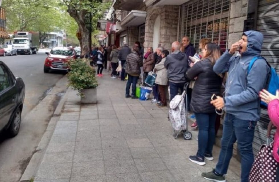 Furor en Mar del Plata por los descuentos en supermercados del Banco Provincia