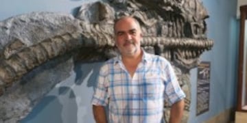 doctor Fernando Novas, paleontólogo