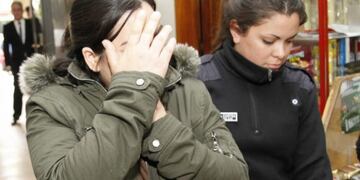 Acusada de abusar de su hijo