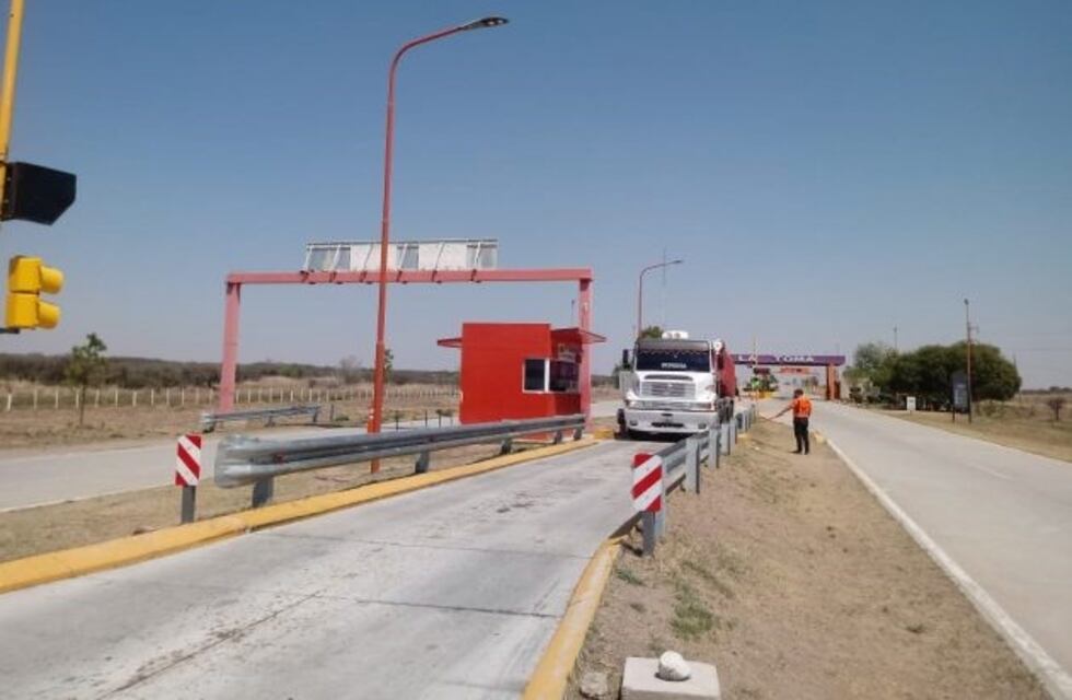 Cargas: emitieron 700 multas por exceso de peso