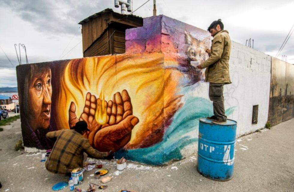 El mural Raíces se puede apreciar en la intersección de Laserre y Gobernador Paz